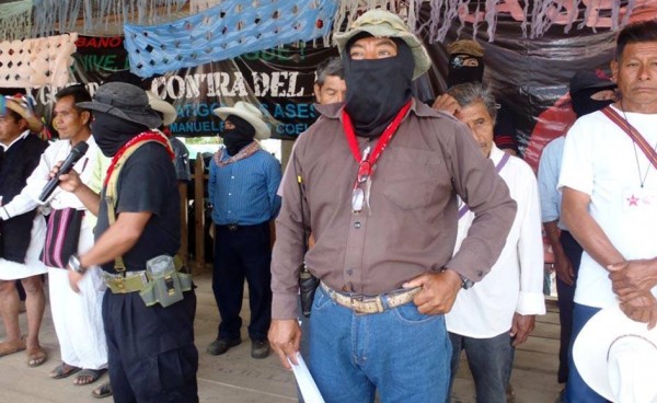 Fotos cortesía del colectivo de mass media del EZLN “Los Tercios Compas”