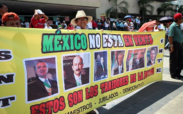 Maestros de Chiapas denuncian que la clase política en México no los representa. Foto: Elizabeth Ruiz