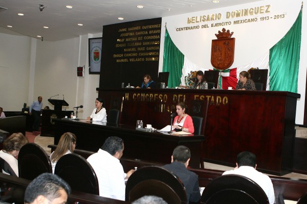 Los diputados y diputadas en el Congreso del Estado. Foto: cortesía. 