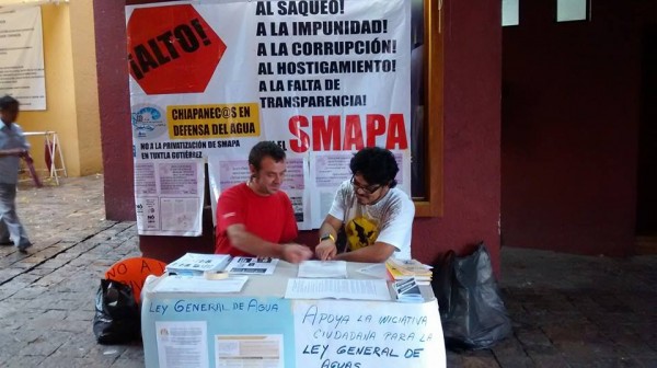 En la parroquia de la iglesia de Guadalupe en Tuxtla se estuvo solicitando firmas. Foto: cortesía. 