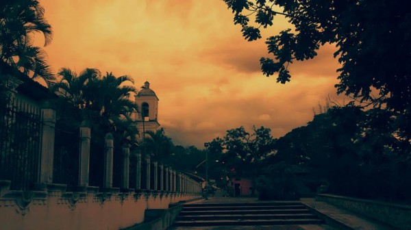 Atardecer en Centroamérica. Foto: Rubén Figueroa