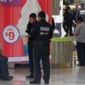 Gendarmería recorre plazas públicas y centros comerciales para "presentarse" con ciudadanos. Foto: Benjamín Alfaro