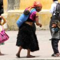 Al menos seis millones de mujeres indígenas viven con rezagos en diferentes áreas. Foto: Elizabeth Ruiz 