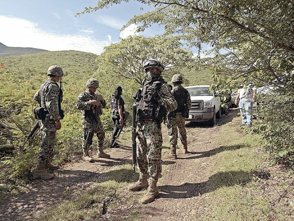 La Marina, tras el hallazgo de las fosas clandestinas en Iguala, Guerrero. 