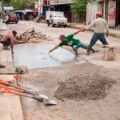 Trabajo en equipo Bacheando calles en Palenque, Chiapas. Foto: Archivo