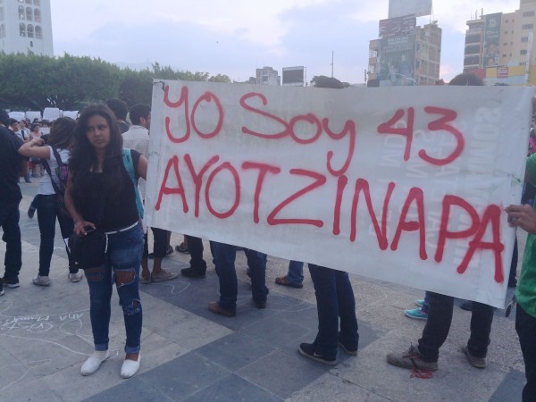 "Yo soy Ayotzinapa". Foto: Chiapas Paralelo