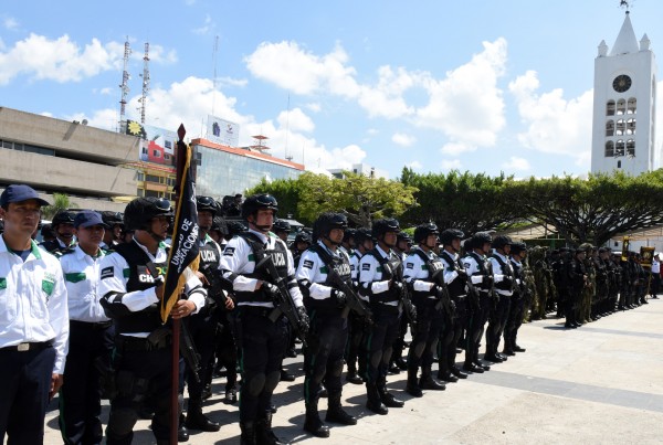 Llaman a certificar a sus cuerpos policiacos municipales en Chiapas