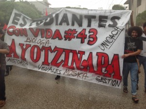 "Vivos se los llevaron, vivos los queremos"