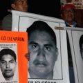 Marcha  de familiares y alumnos de Ayotzinapa. Foto: Benjamín Alfaro