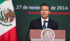 Difícil panorama la tiene el presidente Enrique Peña Nieto en la hora más critica de la relación México con Estados Unidos. En su nivel más bajo de popularidad y credibilidad que cualquier mandatario en la historia del país.
