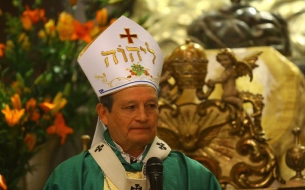 El arzobispo monseñor José Luis Chávez Botello