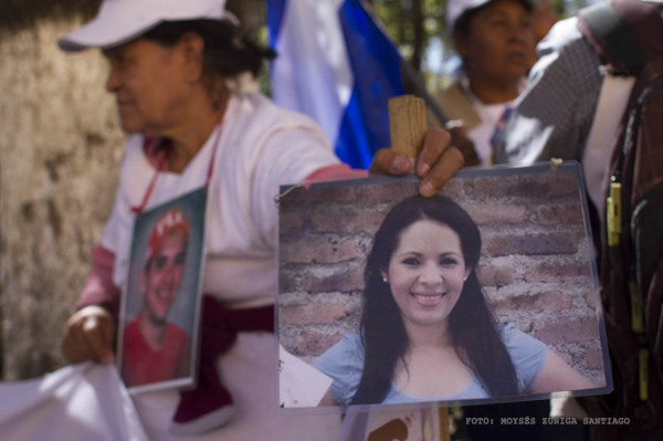 Mujeres migrantes jóvenes desaparecen en México. Foto: Moyses Zuniga Santiago.
