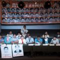Estudiantes sobrevivientes y familiares de los 43 desaparecidos de Ayotzinapa. Foto: Cortesía