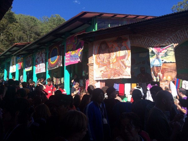  la barrera ante el despojo y los desequilibrios sociales, es “la dignidad de una persona, de una familia, de un colectivo, de una sociedad”. Foto: Ángeles Mariscal/ChiapasPARALELO