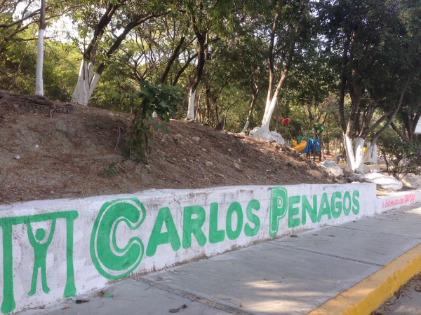 Propaganda de Carlos Penagos en el Parque de la Colonia Romeo Rincón