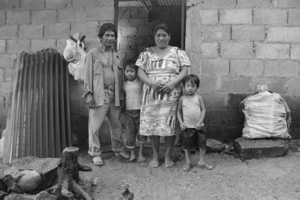 Epidemias, hambrunas y la erupción de volcanes han diezmado la población originaria  del territorio zoque, en los últimos 5 siglos. Foto: Fermín Ledesma