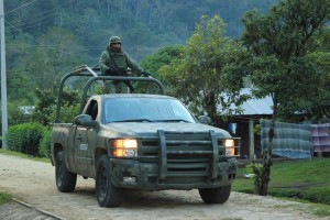 El Ejército en su patrullaje en La Realidad Nueva Victoria. 