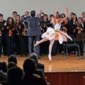 Celebra Federico Álvarez del Toro 40 años de trayectoria en Bellas Artes En la sala Manuel M. Ponce se realizó un concierto en el que participaron más de 50 artistas e incluyó el estreno mundial de la obra Oración de Pájaros