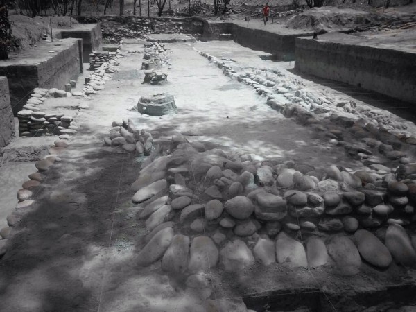 Vestigios arqueológicos de uno de los tres asentamientos humanos encontrados en Chicoasén II