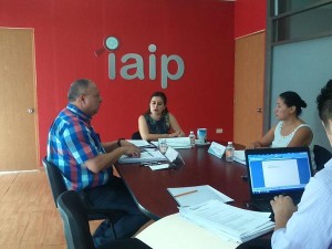 Los miembros del IAIP Chiapas en sesión