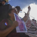 San Cristobal de Las Casas, Chiapas. 30 de julio de 2015.
La caravana sur de padres de los 43 estudiantes desaparecidos en el ataque de fuerzas policiacas a la normal Raul Isidro Burgos en Ayotzinapa el 26 de septiembre pasado conmemora con una marcha y mitin en San Cristobal de Las Casas el cumplimiento de 10 meses de la desaparecion de sus hijos. Sentenciaron que si para el 16 de septiembre de este ano no les devuelven a sus hijos el presidente Enrique Pena Nieto sera destituido.
Foto: Moyses Zuniga Santiago.