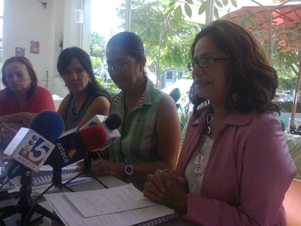 Integrantes de Repare ofrecieron ayer una conferencia de prensa. Foto: Cortesía.