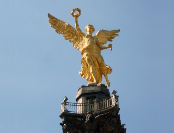 Ángel Independencia en el Distrito Federal. 