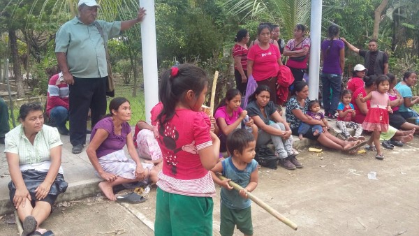 70 familias fueron desalojadas luego que intentaron posesionarse de un predio. Foto: Cortesía