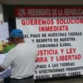 "Los ejidatarios básicos que somos de tercera edad de 60 años en adelante, tomamos un decisión muy difícil, iniciamos una huelga de hambre hasta que liberen a nuestro abogado Arturo y respete nuestros derechos que venimos exigiendo", indicó el campesino.  Foto: Frayba