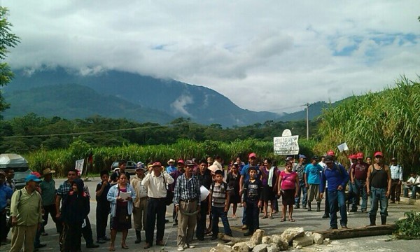 Indígenas choles pertenecientes al poblado de Nueva Esperanza y a la organización Laklumal Ixim-Norte Selva nos informan que  a 8 días de cumplirse 4 meses de la desaparición forzada, cruel tortura y la ejecución de Toni Reynaldo Gutiérrez López. Foto: Cortesía