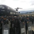 Policía federal llega a Chiapas a contener manifestaciones magisteriales. Foto: Cortesía