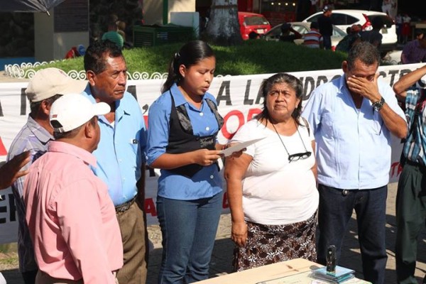 Leen proclama contra la minería y las represas