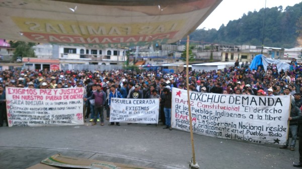 Pobladores de Oxchuc se manifiestan contra la alcaldesa electa María Gloria Sánchez del PVEM