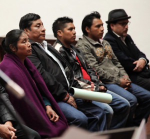 Padres de los niños de El Aguaje. Foto: Frayba