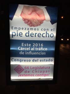 Gobierno de Chiapas disfraza con publicidad la realidad que afecta a los pobladores. Foto: Francisco Cordero