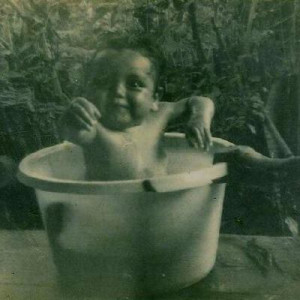 Rosemberg Román, infancia.
