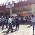 Con bloqueos carreteros totales e indefinidos, la CNTE en Chiapas pide “diálogo verdadero” Bloqueo Puente fronterizo. Foto: Cortesía