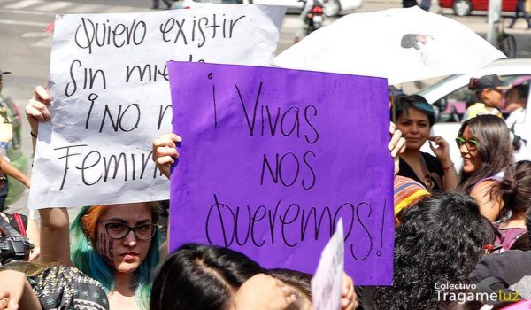 En su mayoría jóvenes; mujeres de Ecatepec, Coyoacan y diversas geografías de la Ciudad de México, una misma demanda: No más violencia en contra de la mujeres.