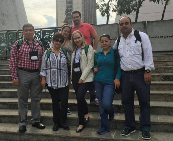 En su viaje por Medellín, actuales funcionarios tuxtlecos y el presidente de la COPARMEX, Enoch Gutiérrez. Foto: Cortesía alcaldía de Medellín