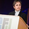 "Poderes y gobernantes siguen cortando lenguas. Nuestro país es considerado el más peligroso para ejercer el periodismo en toda América", señaló Carmen Aristegui el recibir el premio Knight que entrega el Centro Internacional Para Periodistas (ICFJ, por sus siglas en inglés). 14 de noviembre de 2016.