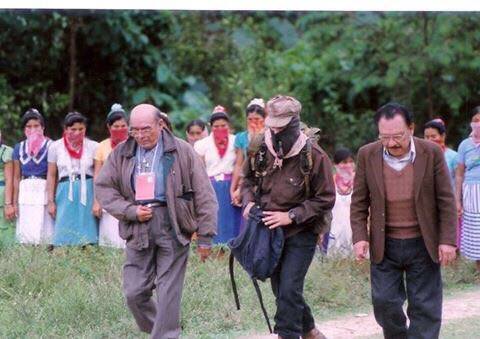 Se ha muerto Juan Bañuelos a sus 84 años de edad. Su biografía está circulando por todo el mundo a través del internet.