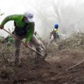 Trabajos para sofocar el incendio en la biosfera del Volcán Tacaná (4)
