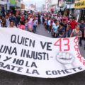 Noticias destacas de la cuarta semana de Abril (23– 29) 43 meses de los 43 - Foto Roberto Ortiz (1)