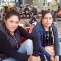 Araceli Cruz López y Eva Hernández Cruz, mujeres desplazadas de Chenalhó. Foto: Sandra de los Santos.