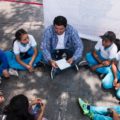 Maestros llevan cuatro años sin cobrar y continúan dando clases - Foto Roberto Ortiz  (1)