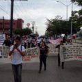 Maestros y maestras interinos en protesta