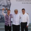 Andrés Manuel López Obrador con Rutilio Escandón y Manuel Velasco. Foto: Roberto Ortiz/Archivo