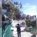 Por pirotecnia, se incendia mercado en San Juan Chamula Por pirotecnia, se incendia mercado en San Juan Chamula.
Foto: Protección Civil