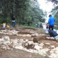 Encuentran restos óseos de 50 habitantes mayas en San Cristóbal de las Casas 