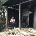 Habitantes de Aldama empiezan a regresar a sus hogares. Aún no se ha detenido a los civiles armados que han asesinado a 5 personas del municipio. Foto: Ángeles Mariscal